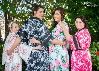 Bride Rachel and her bridesmaids in their kimonos