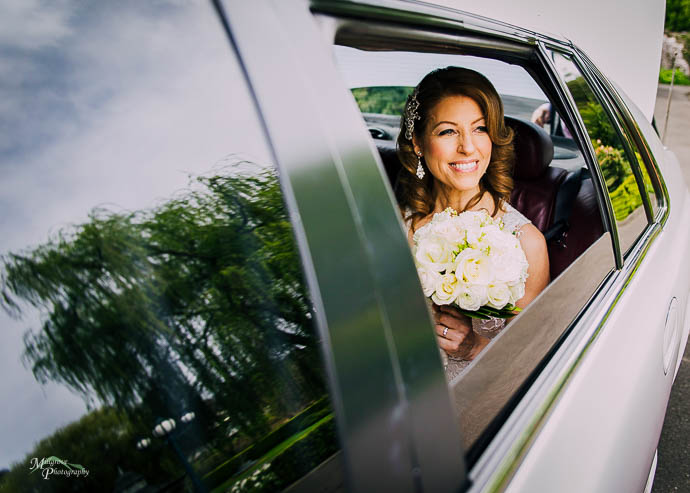 Bride Anastasia arriving at Ballara Receptions