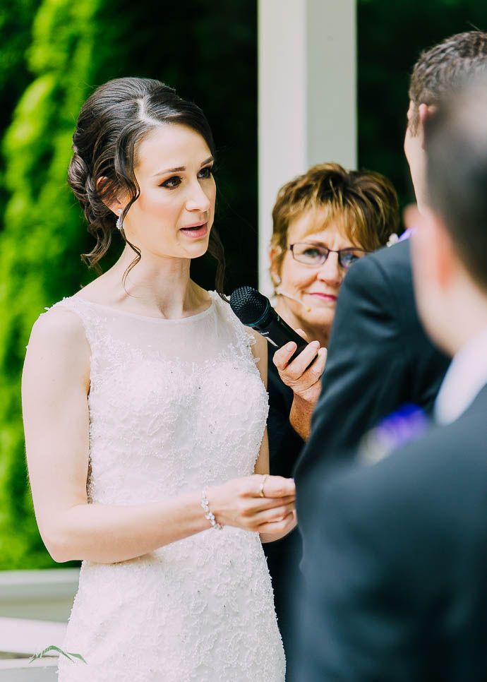 Bride saying vows