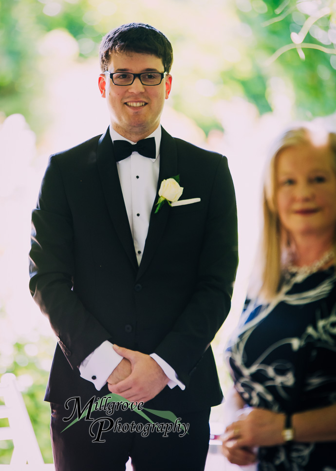 A wedding ceremony at Alowyn Gardens