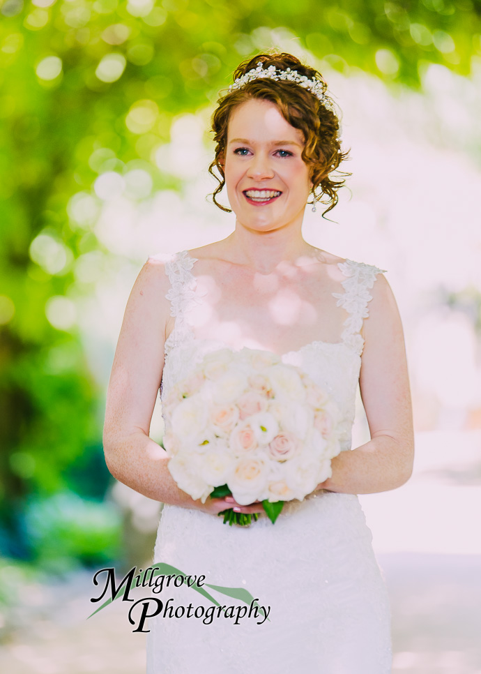 A wedding ceremony at Alowyn Gardens